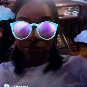 Meet your Posher, Yelva